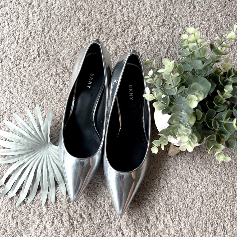 DKNY Silver Pumps size 8